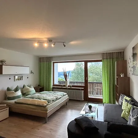Daire Mit Swimmingpool Und Aussicht 15 Missen-Wilhams