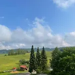 Mit Swimmingpool Und Aussicht 15 *